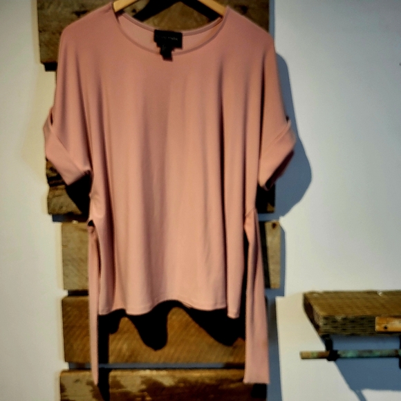 Frank Lyman Elegant Pink Women's Top - Picture 3 of 5